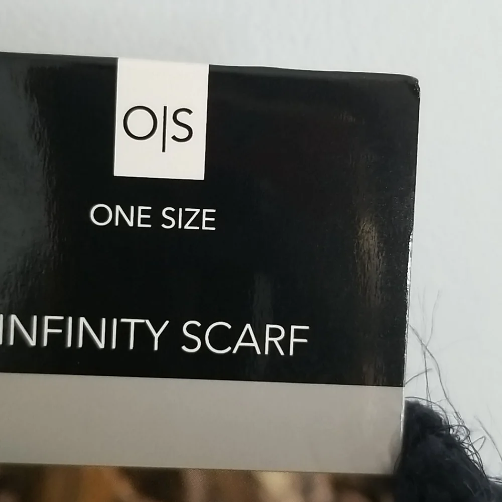 New Cuddl Duds Black Infinity Scarf